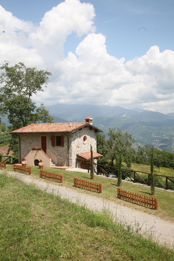 Casa Vacanza La Pozza Molazzana ภายนอก รูปภาพ