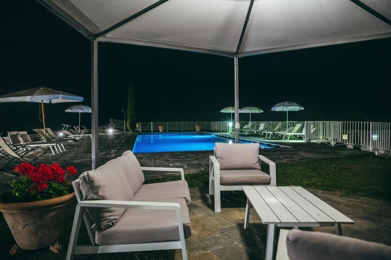 Casa Vacanza La Pozza Molazzana ภายนอก รูปภาพ